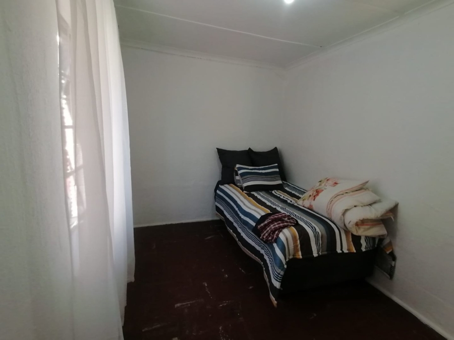  Bedroom Property for Sale in Eastridge Western Cape